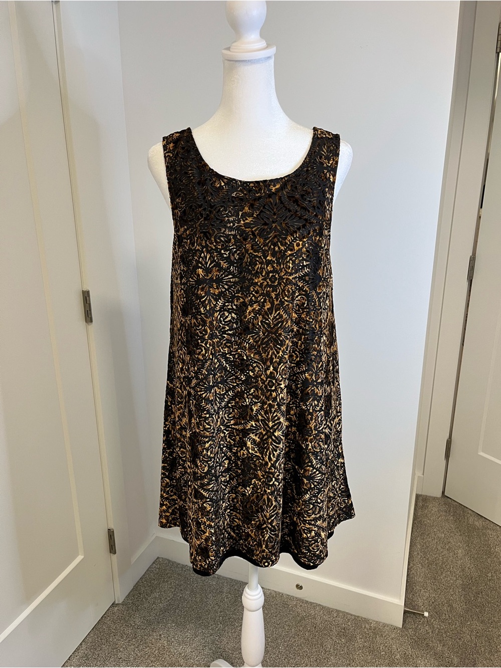 MINKPINK Sleeveless Black & Gold Swing Dress - FREE SHIPPING on Bundles $95+